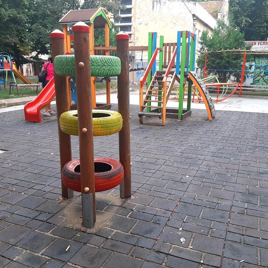 Апартамент "Рая" Dobrich Buitenkant foto